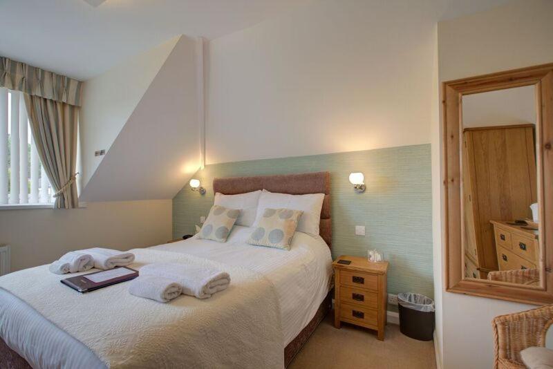 Fair Winds Guest House Brixham Exteriör bild