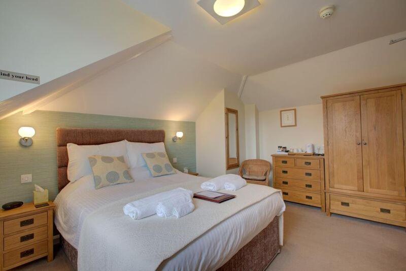 Fair Winds Guest House Brixham Exteriör bild