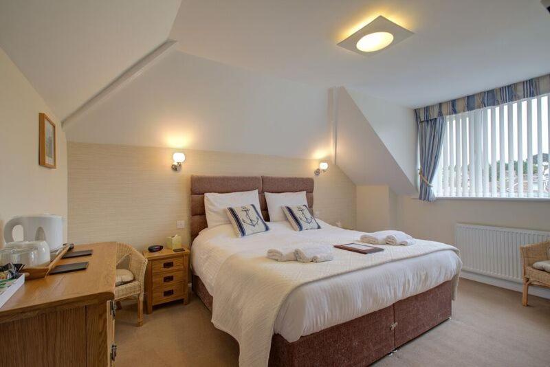 Fair Winds Guest House Brixham Exteriör bild