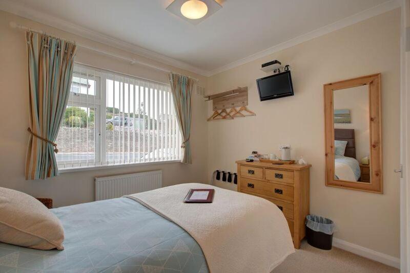 Fair Winds Guest House Brixham Exteriör bild